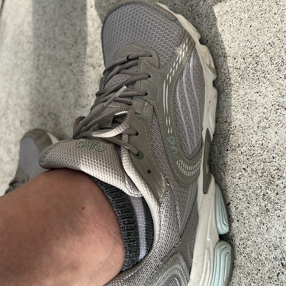 Ryka Cross Training sneakers - Picture 3 of 6